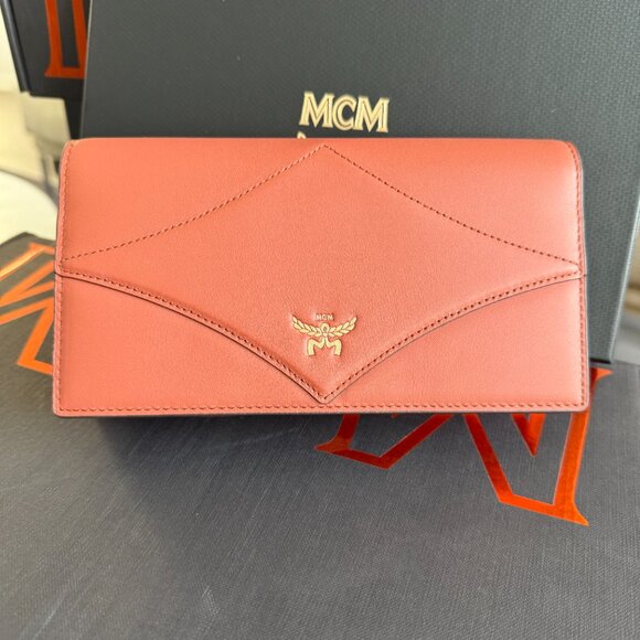 MCM Leather Wallet Purse On Removable Leather and Chain, MYL ESAK01 X7001 - Picture 5 of 16